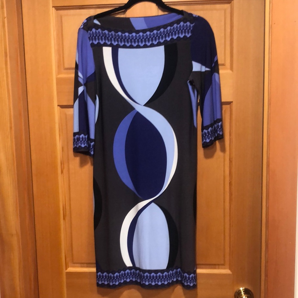 Donna Morgan Black and Blue Geometric Sheath Dress